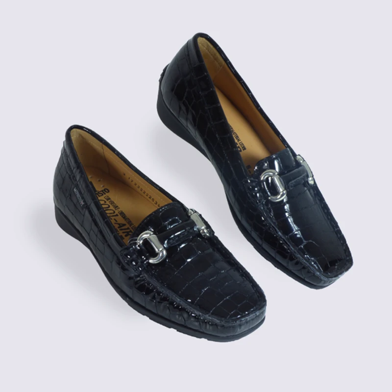 Mocassin Mephisto, Mocassins Femme En Cuir Vernis Noir Aspect Croco – Image 2